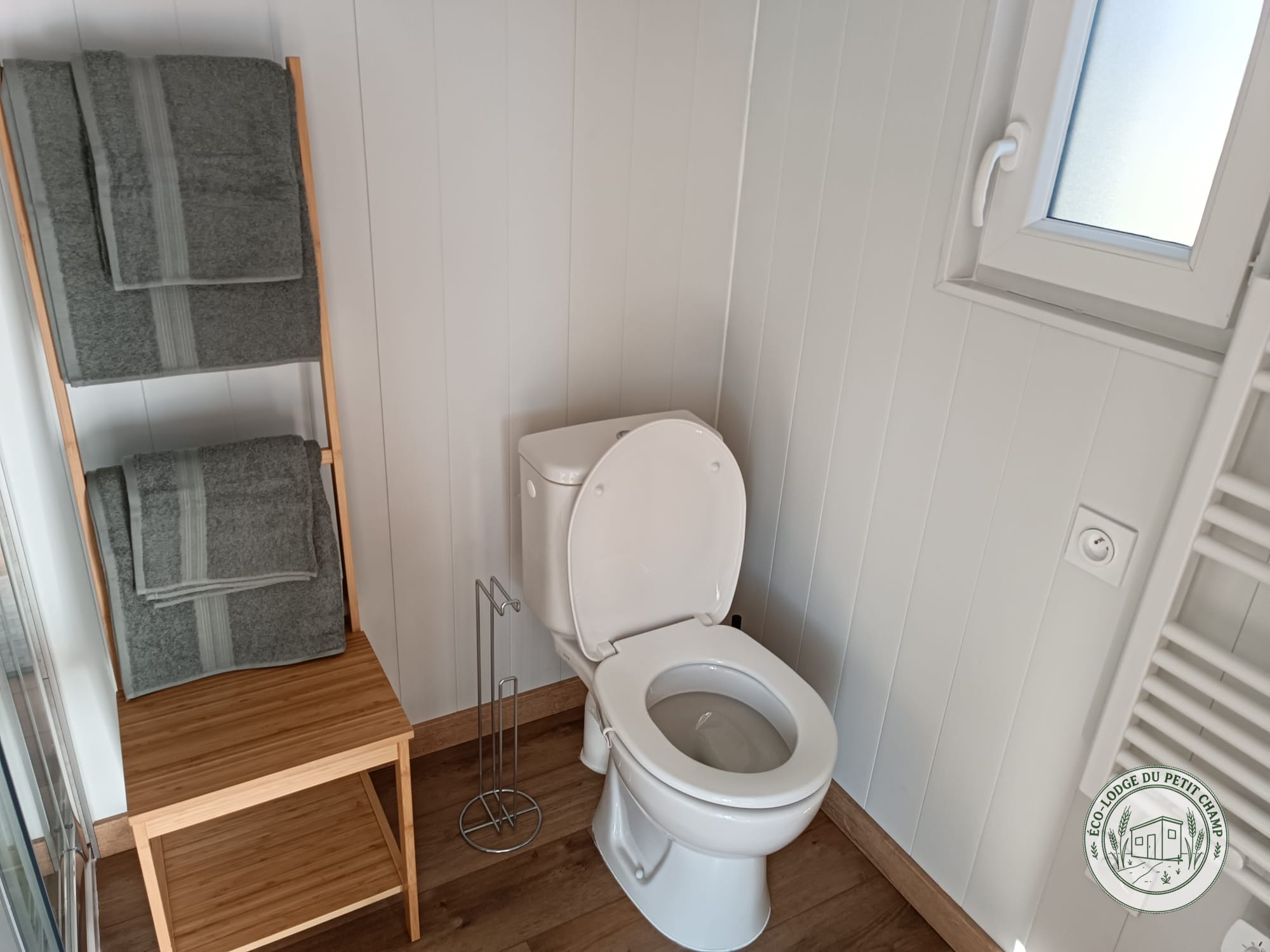 Toilettes séparées de la tiny house